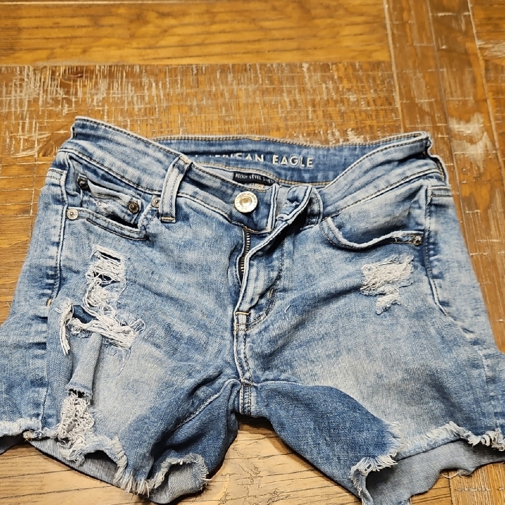 Junior Girls American Eagles Outfitters Size 0. In Great Shape